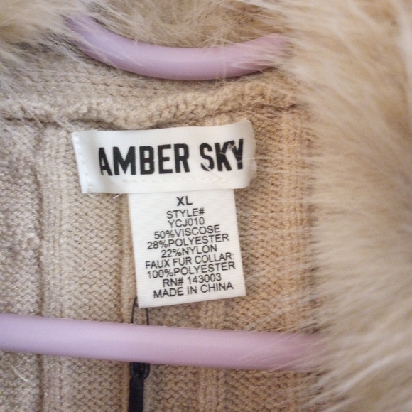 Cozy Tan Brown Cable Knit Cardigan Overcoat with Faux Fur Collar Trim Size XL - Picture 2 of 6